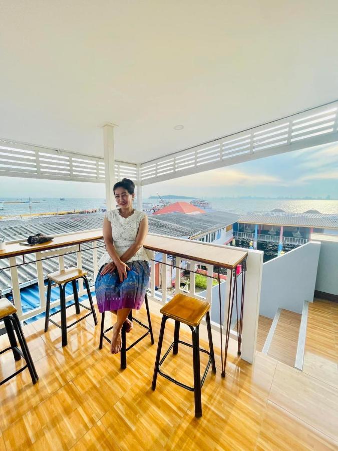 Baan Tipsukon Bed & Breakfast Ko Lan Exterior photo