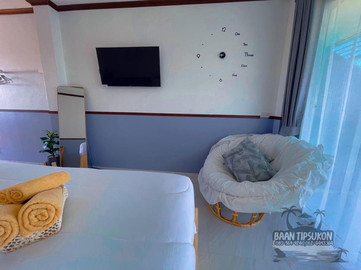 Baan Tipsukon Bed & Breakfast Ko Lan Exterior photo